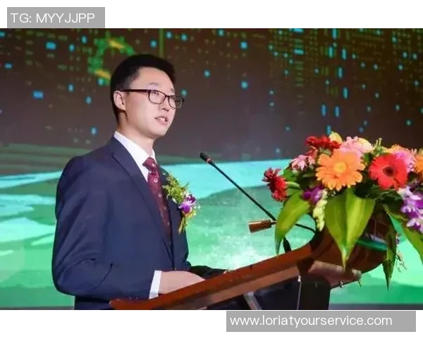 广州攀岩队的防反策略解析与攀岩热点动态探讨 广州攀岩队的防反策略解析与攀岩热点动态探讨